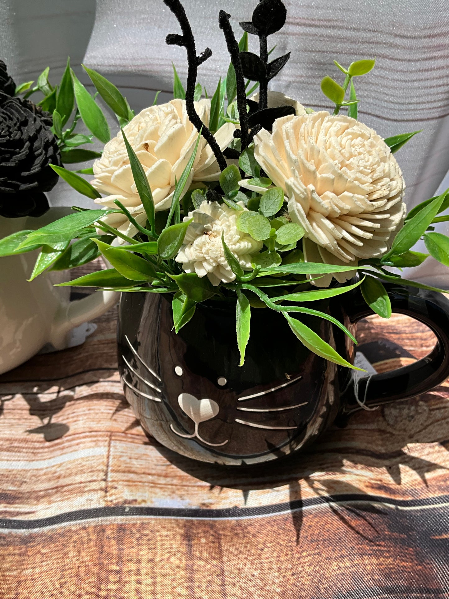 Cat Face Planters with Flowers - Wooden Cat Mug Set