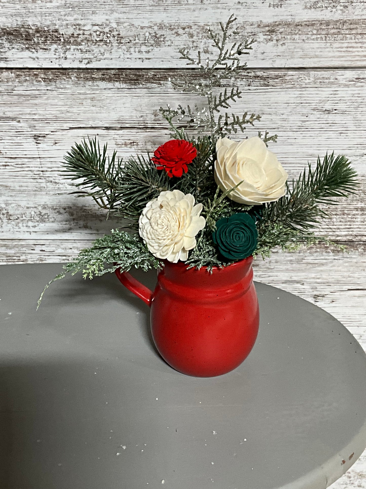 Christmas Mini Mug Arrangement
