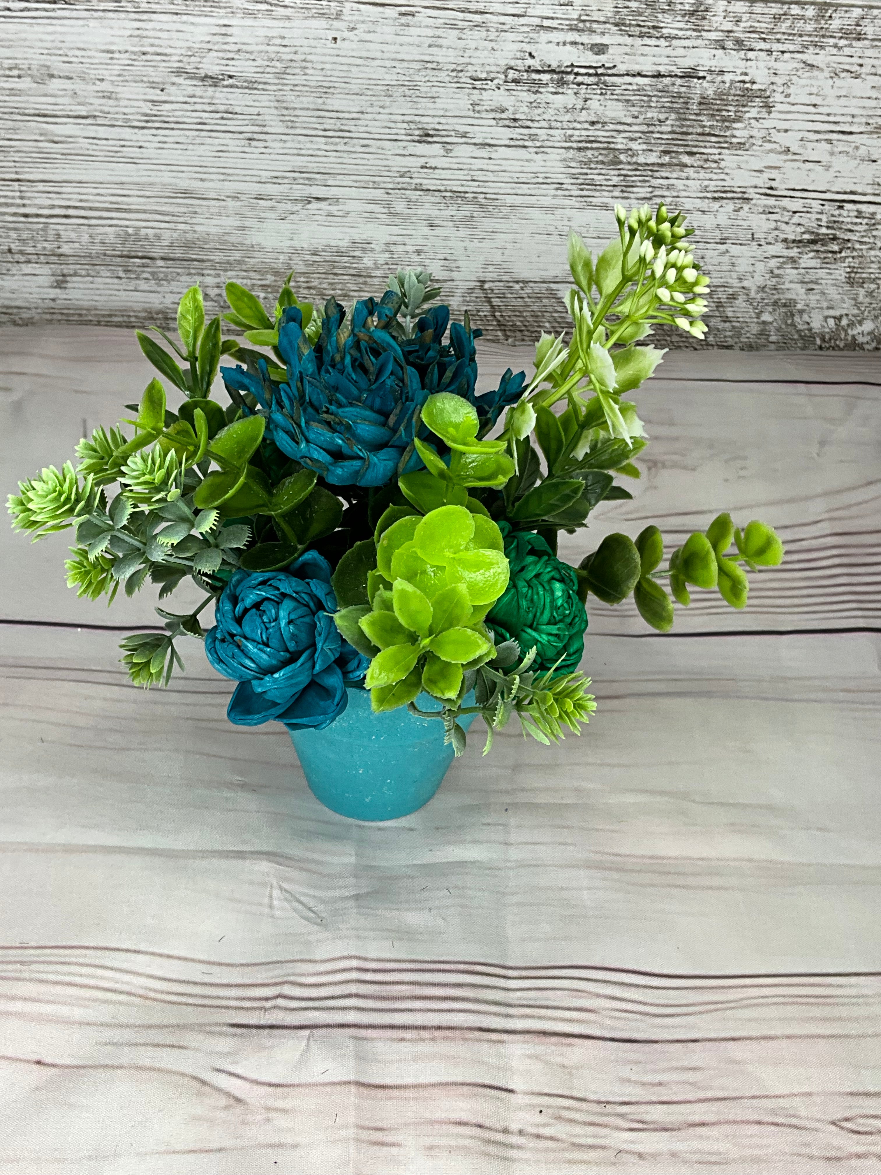 Ocean Breeze Arrangement